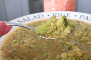 3 ingredient Broccoli-lentil soup